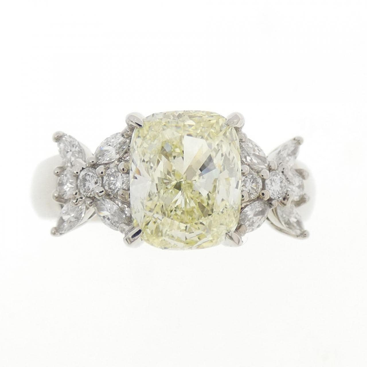 PT900 ダイヤモンド リング 2.020CT LY SI1 ファンシーカット