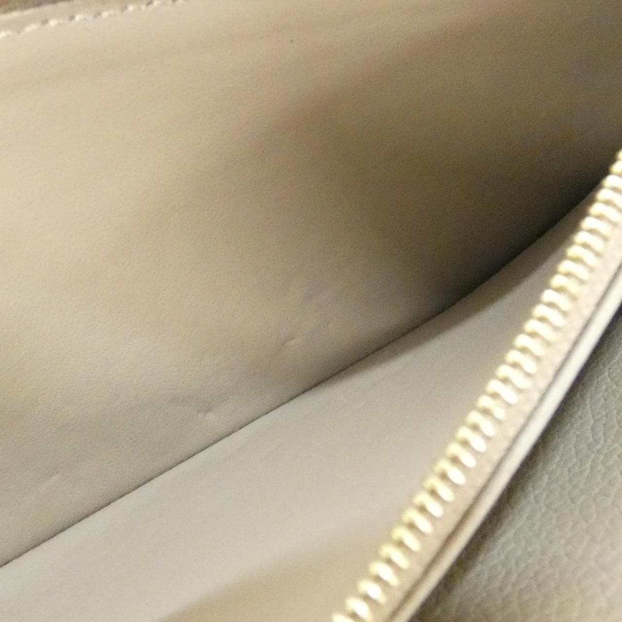 ルイヴィトン バイカラー モノグラム アンプラント ジッピー ウォレット M69794 財布