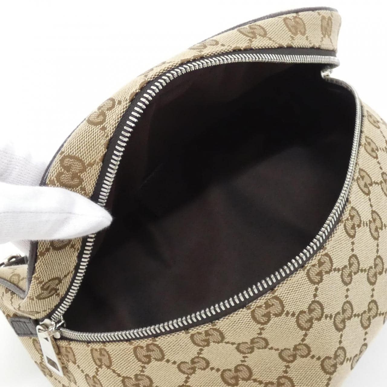 Gucci 630915 KY9KN腰包