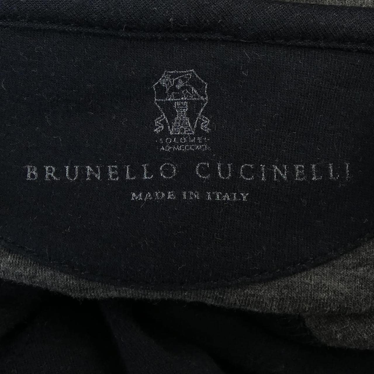 ブルネロクチネリ BRUNELLO CUCINELLI パーカー