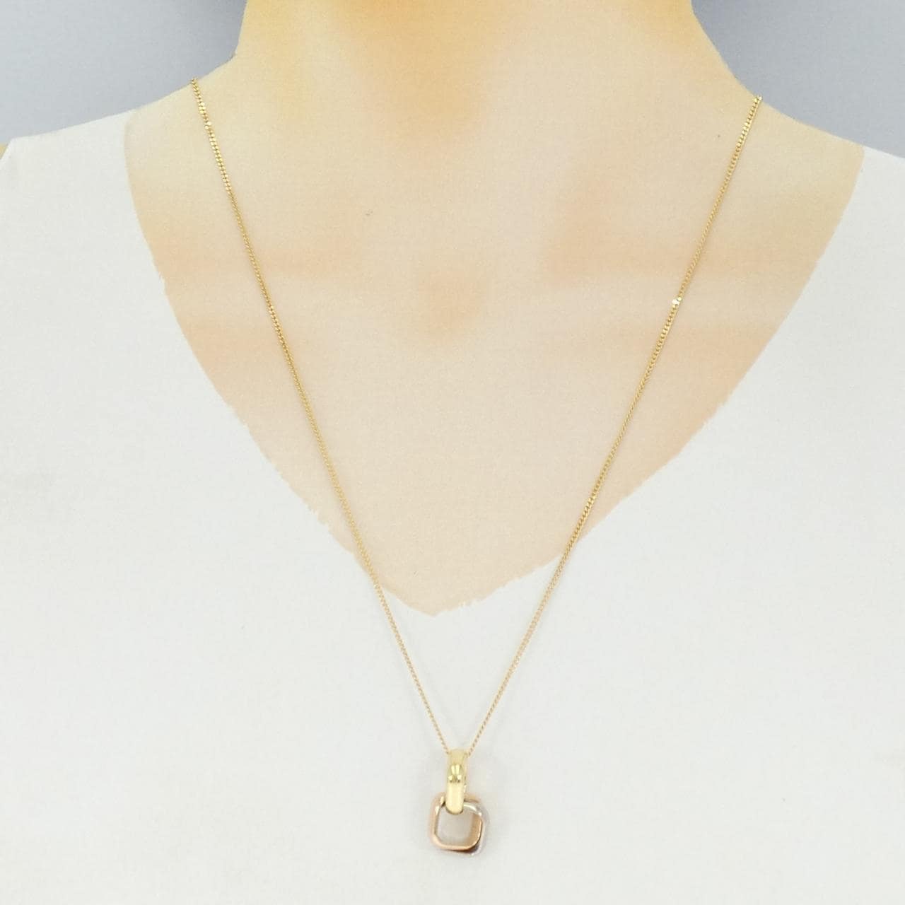 カルティエ トリニティ ネックレス