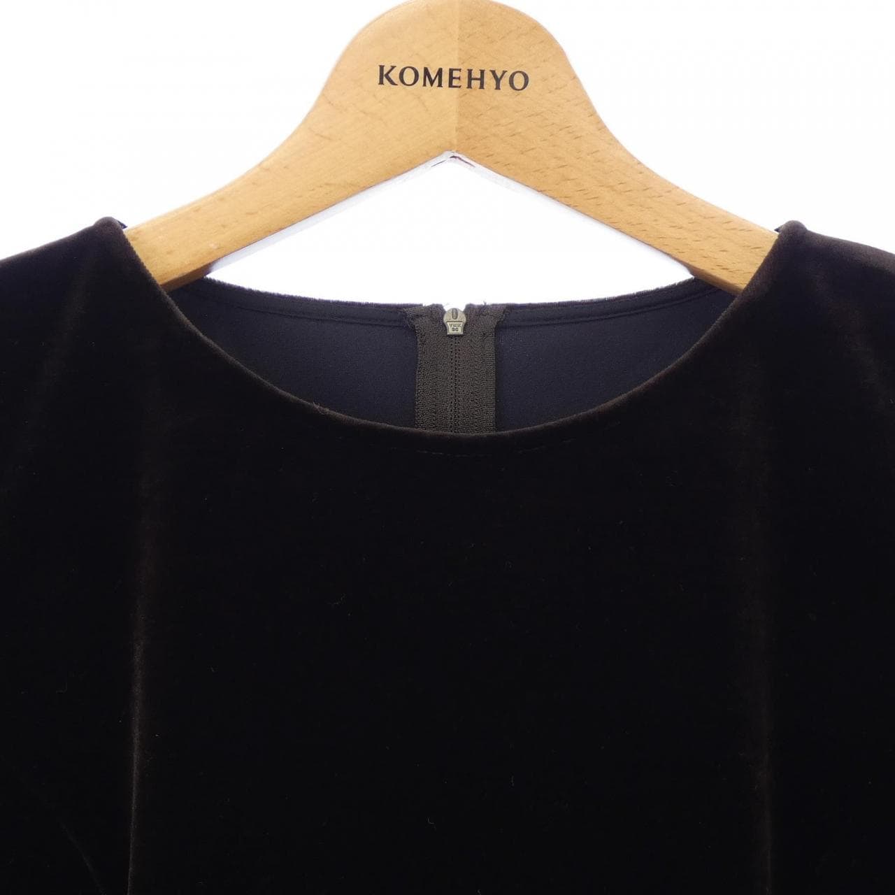 ヴェロアノワール VELOUR NOIR 43018 トップス