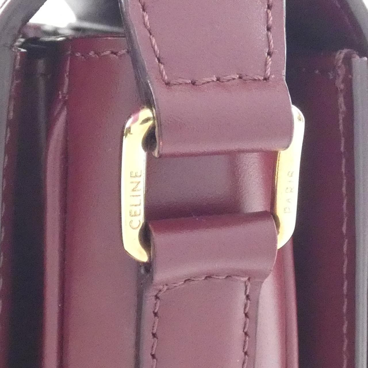 セリーヌ クラシック トリオンフ 187363BF4 ショルダーバッグ