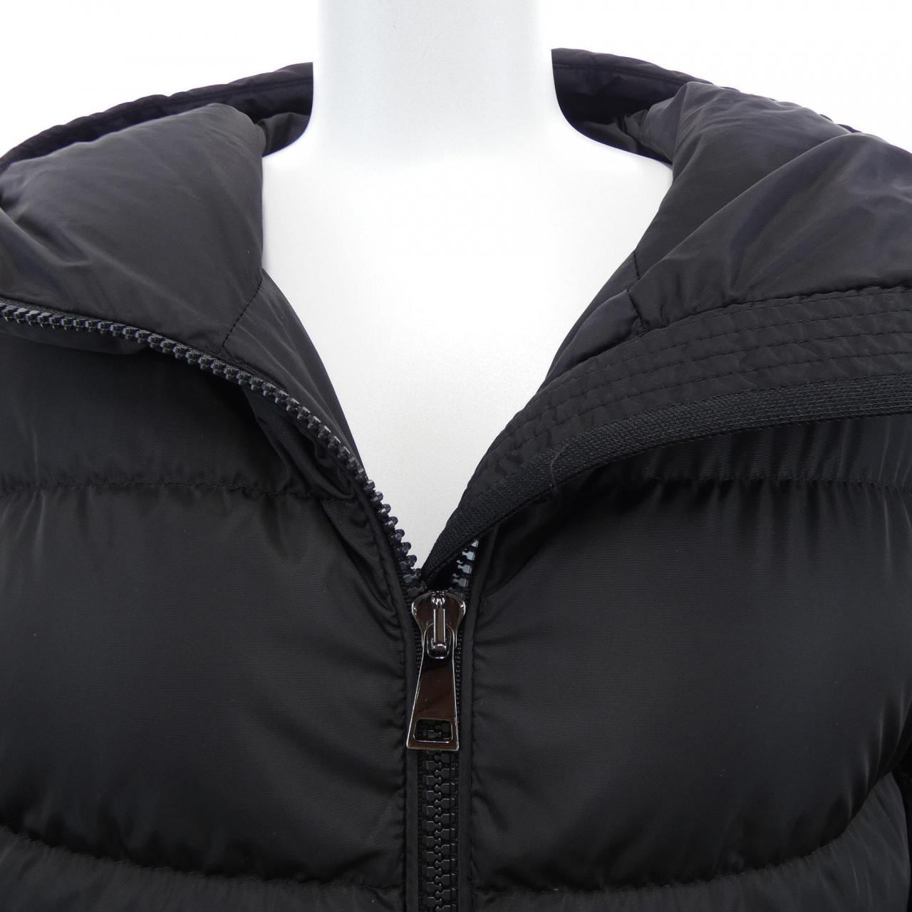 モンクレール MONCLER DOMBES ダウンコート