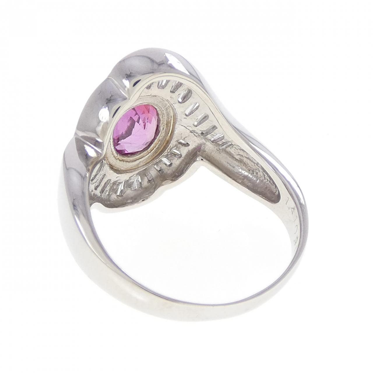 PT900 サファイヤ リング 1.41CT