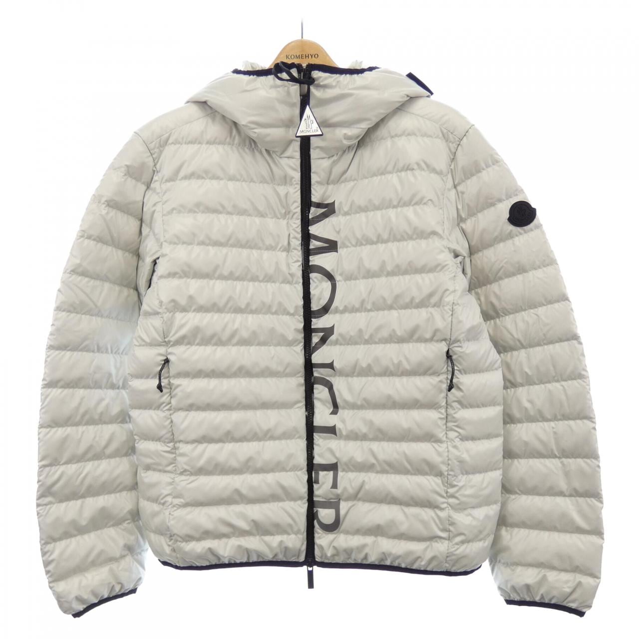 モンクレール MONCLER ダウンジャケット