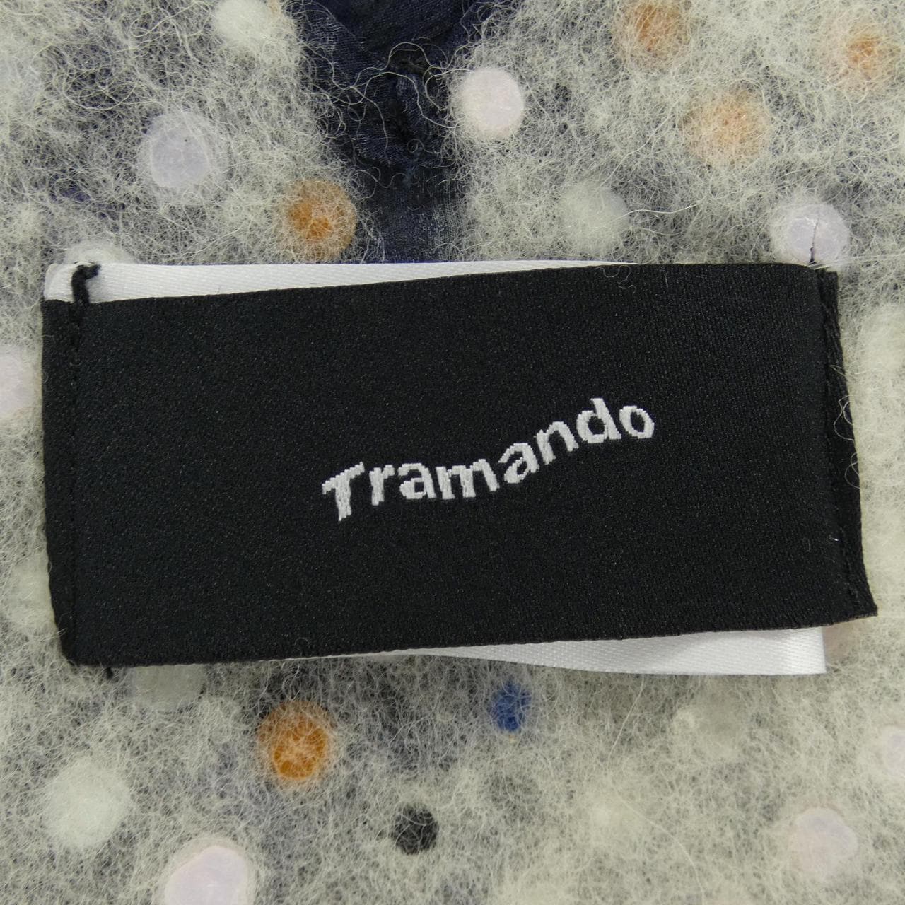 トラマンド TRAMANDO トップス