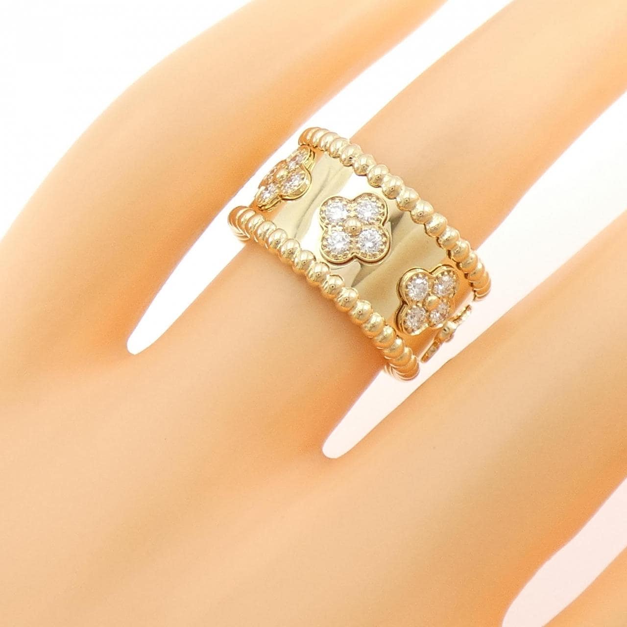 ヴァンクリーフ&アーペル ペルレ クローバー ミディアム リング