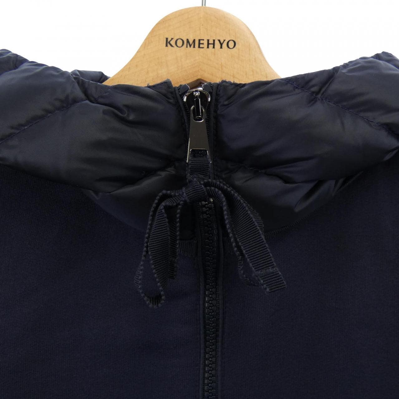 モンクレール MONCLER 20938486900 ダウンジャケット