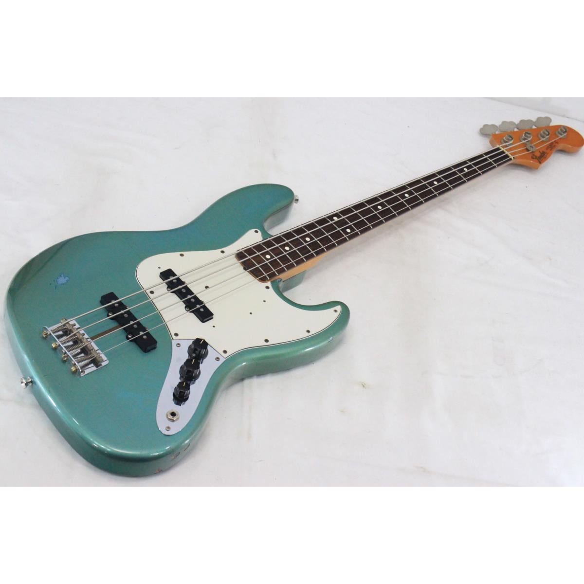 FENDER 62 JAZZ BASS