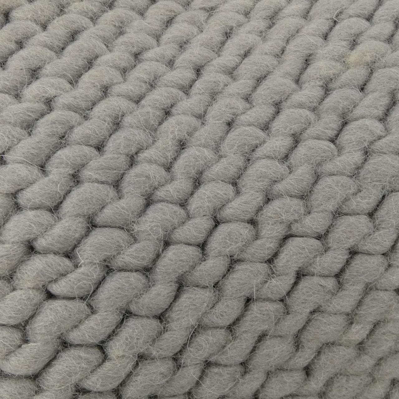 フェンディ FENDI FXS124 AIWE MUFFLER