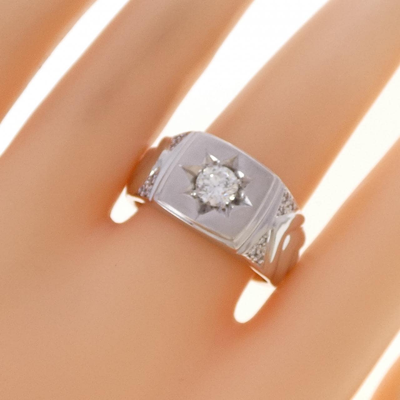 PT900 ダイヤモンド リング 0.502CT H SI2 Good