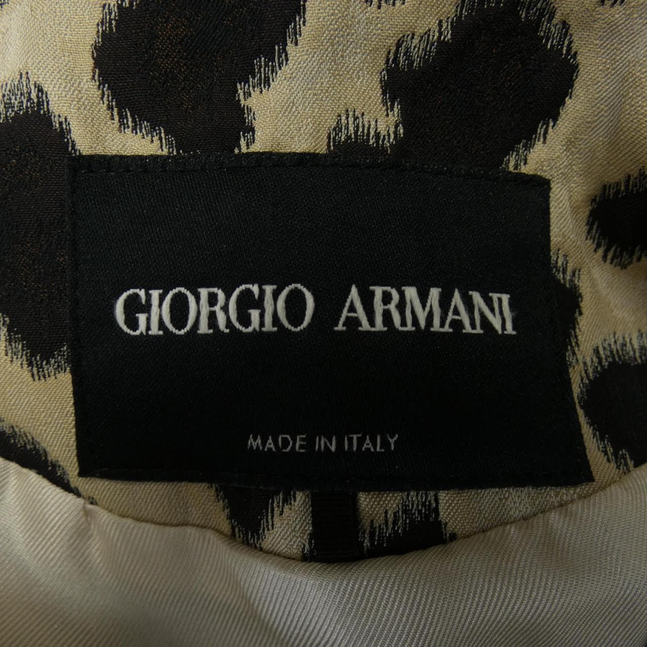 ジョルジオ アルマーニ GIORGIO ARMANI RAG08W RA607 ノーカラージャケット