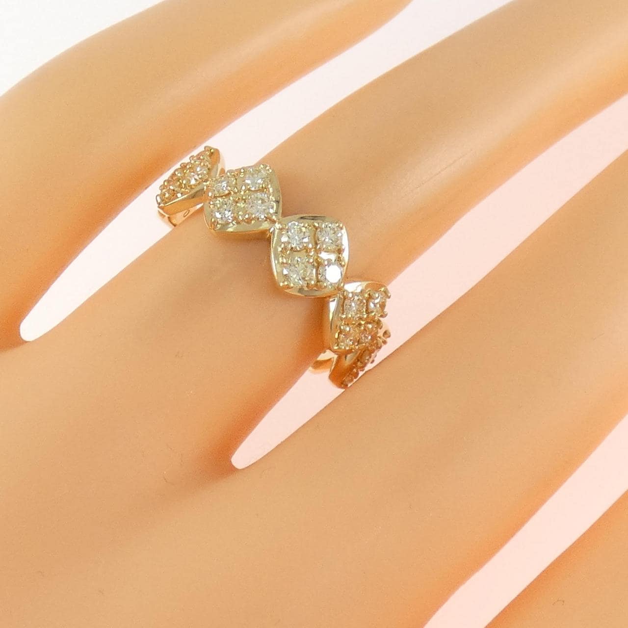 K18YG ダイヤモンド リング 0.67CT
