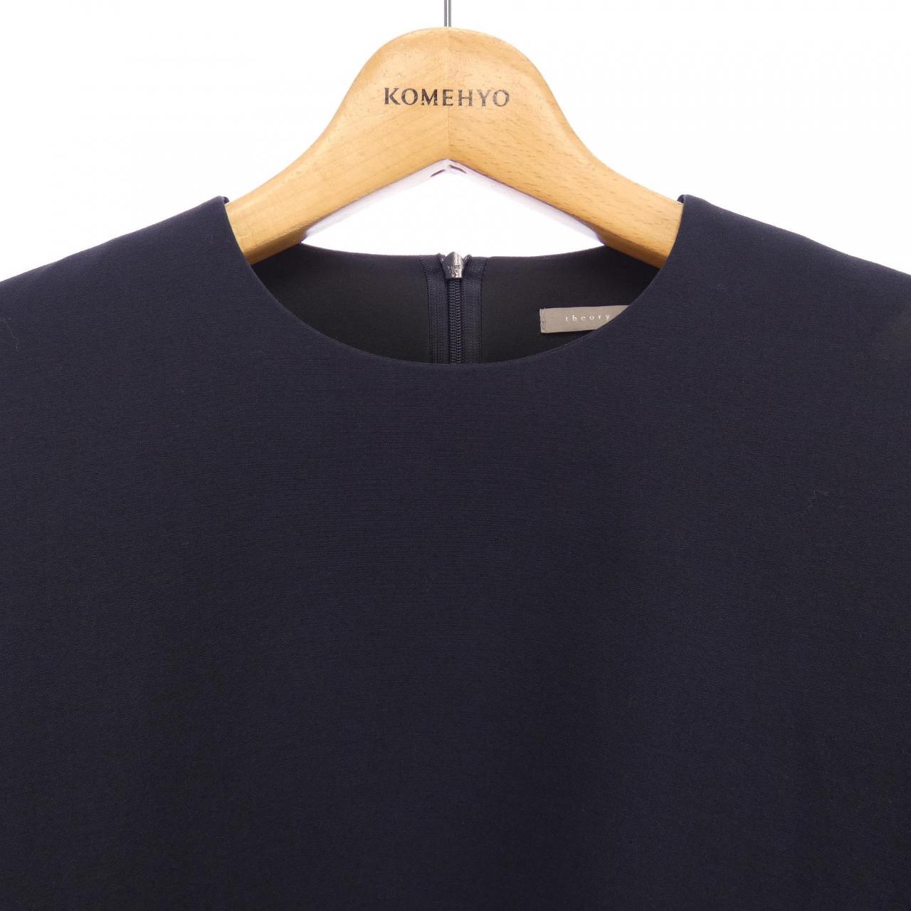 セオリーリュクス Theory luxe トップス