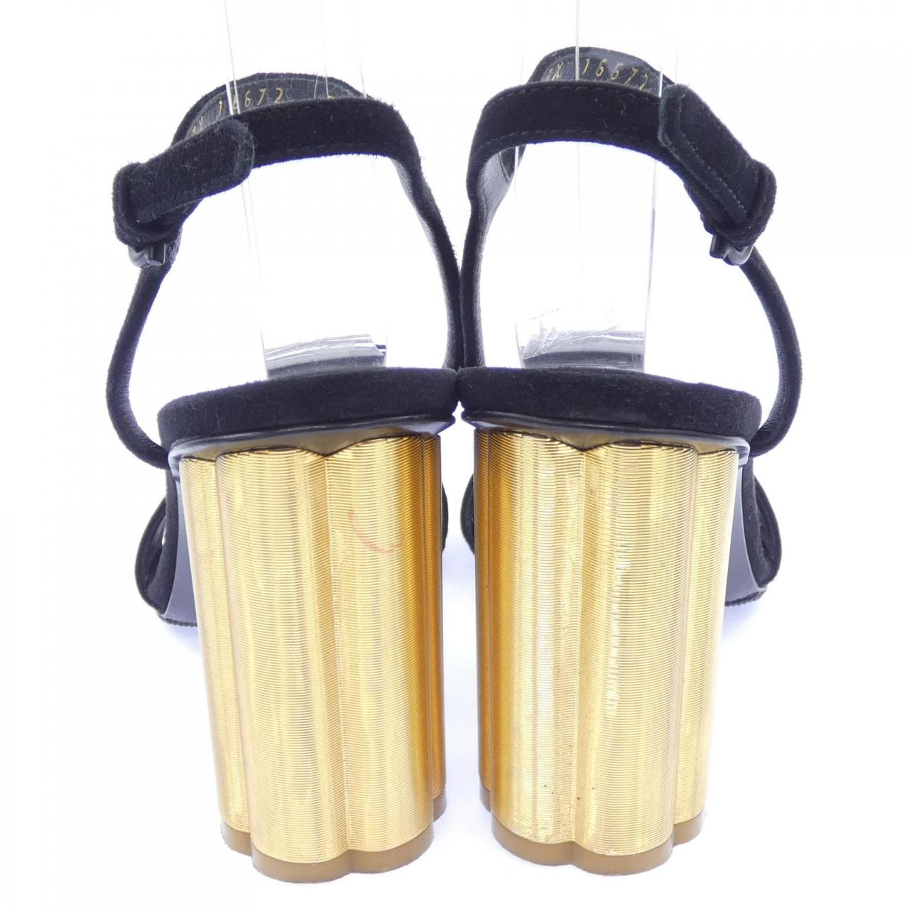 サルヴァトーレフェラガモ SALVATORE FERRAGAMO サンダル