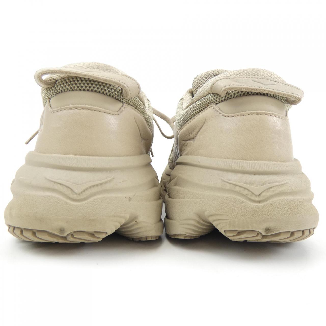 ホカオネオネ HOKA ONE ONE スニーカー