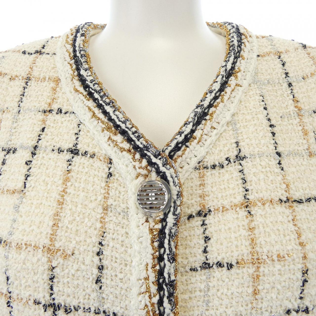 シャネル CHANEL ノーカラージャケット