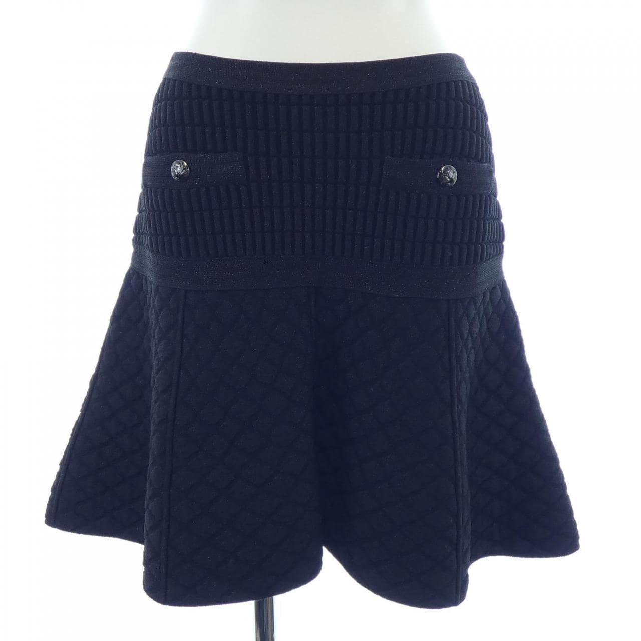 CHANEL P47236K05978 Skirt