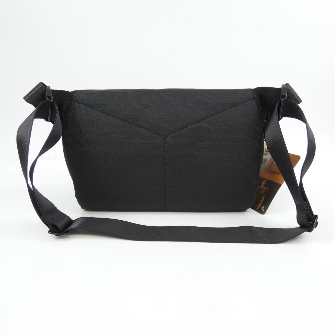 bellroy BAG