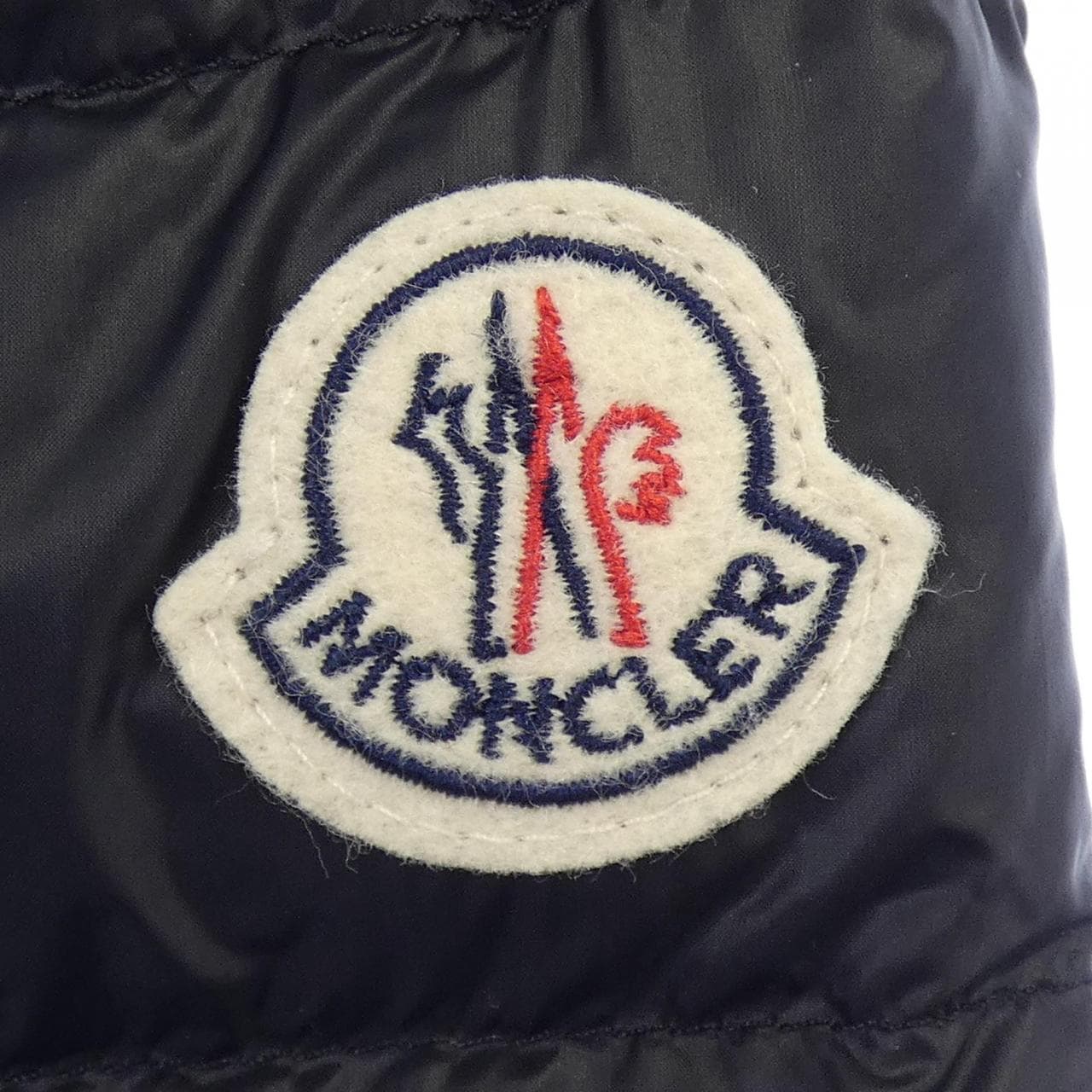 モンクレール MONCLER ダウンジャケット