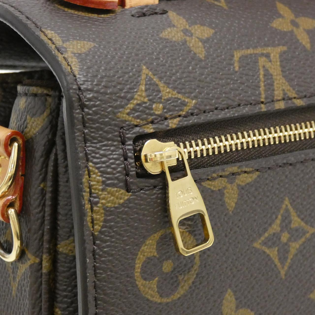 LOUIS VUITTON Monogram Pochette Metis EW M46279 单肩包