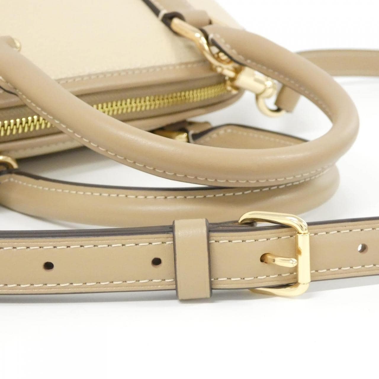 [新品] Coach CAM56 包