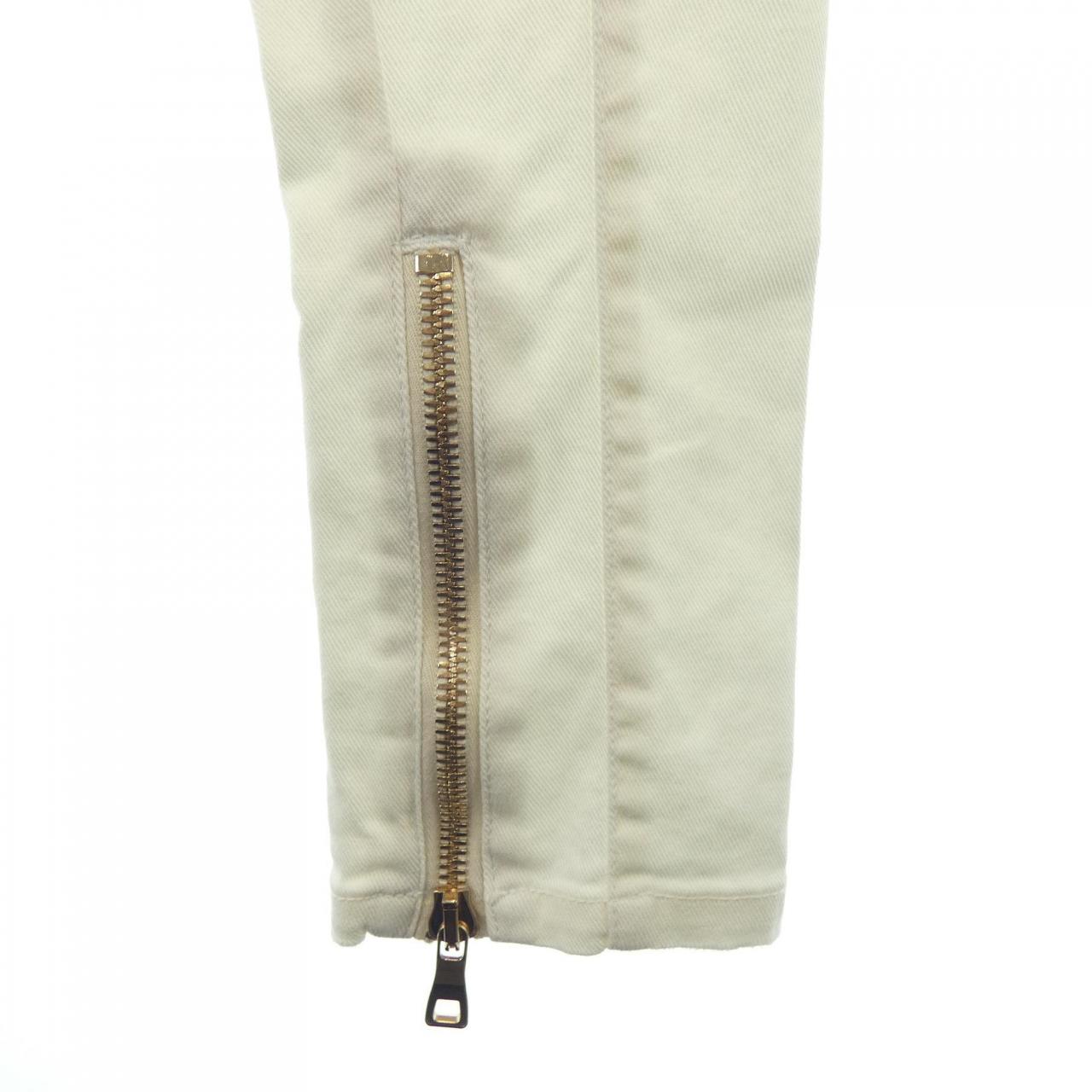 バルマン BALMAIN ジーンズ