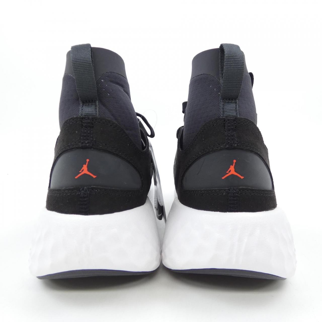 エアジョーダン AIR JORDAN DR7614-060 スニーカー