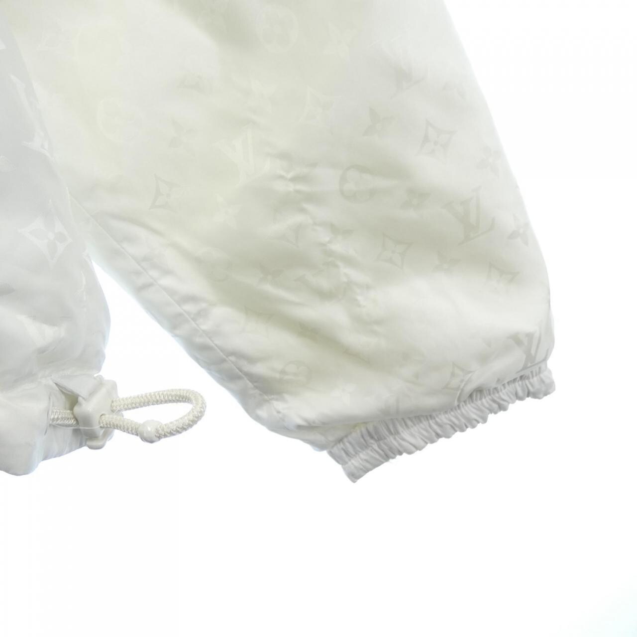 LOUIS VUITTON Monogram双面尼龙防风夹克 HLB46WMO6