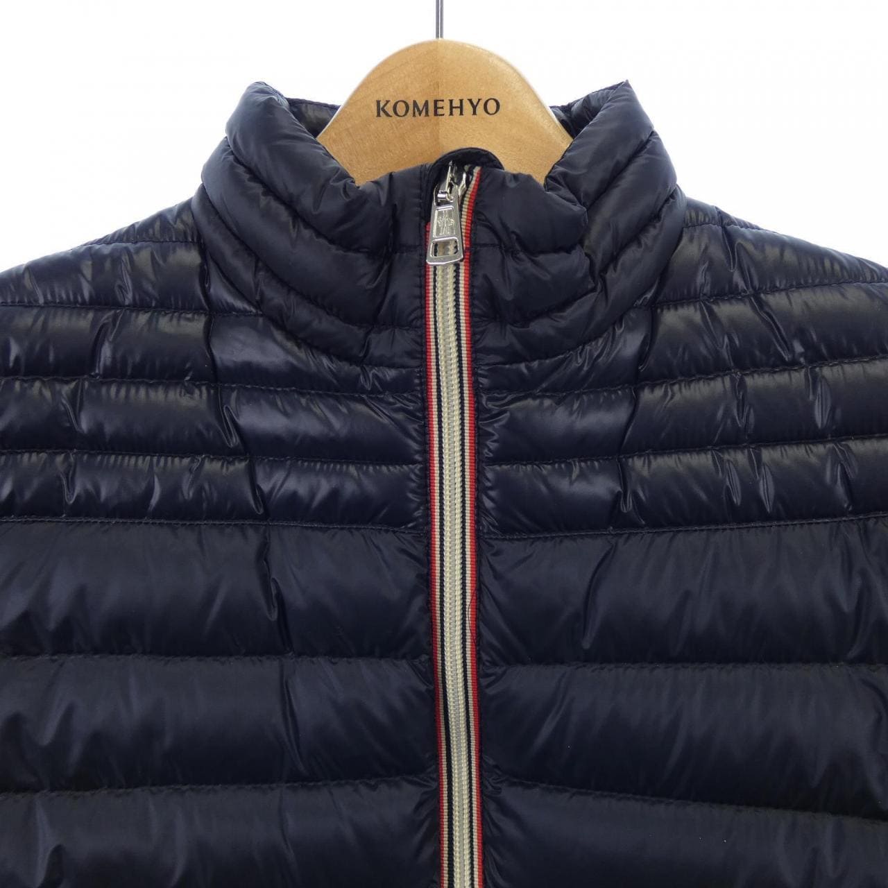 モンクレール MONCLER ダウンジャケット