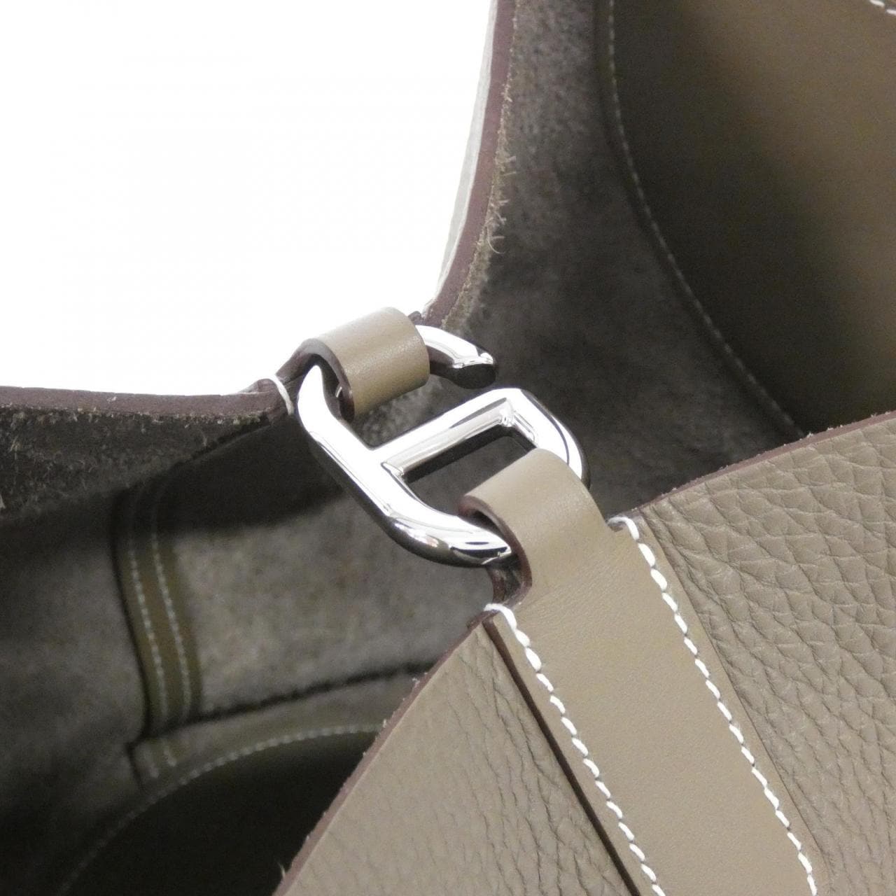 エルメス イン ザ ループ 23cm 084116CK バッグ