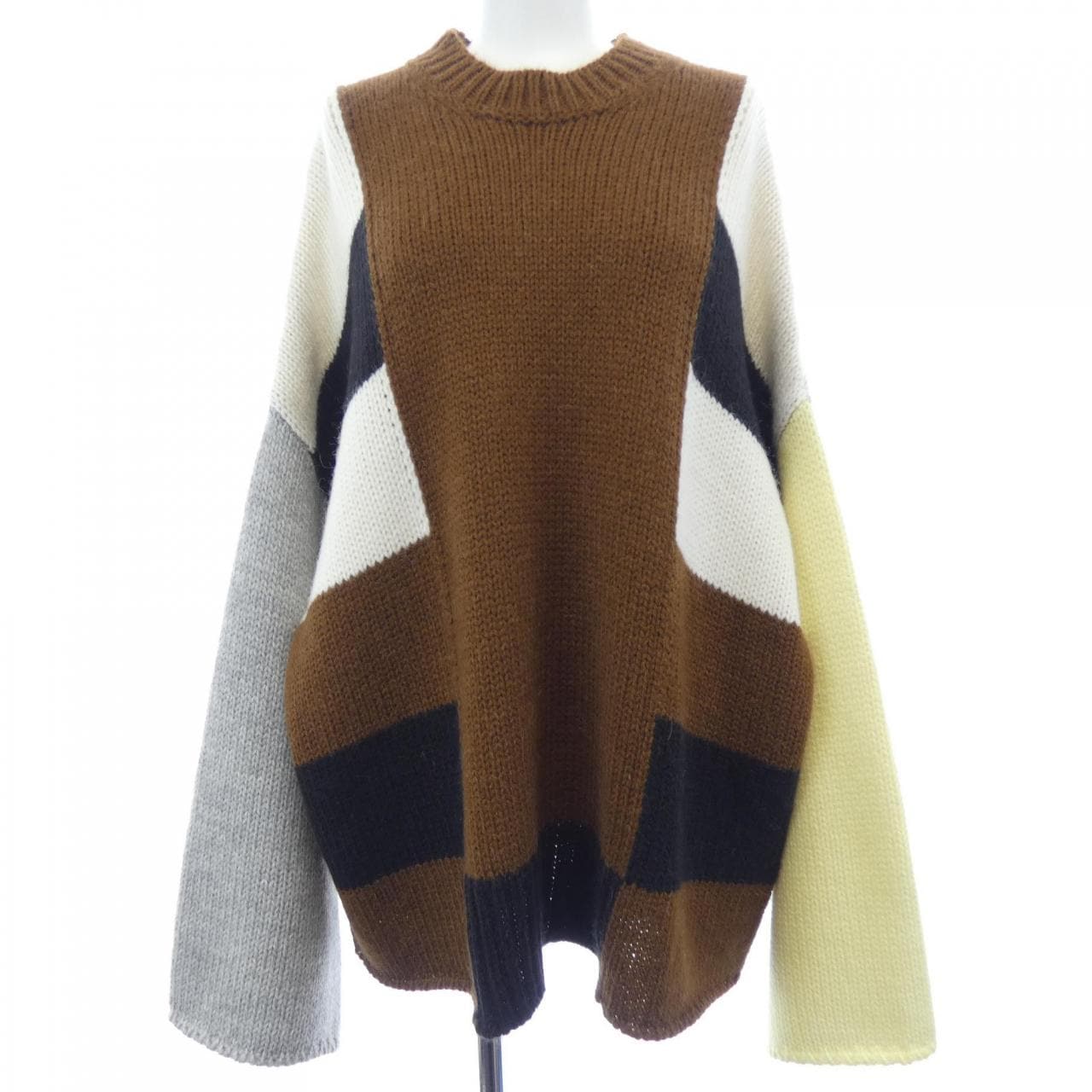 PHISIQUE DU ROLE ニット