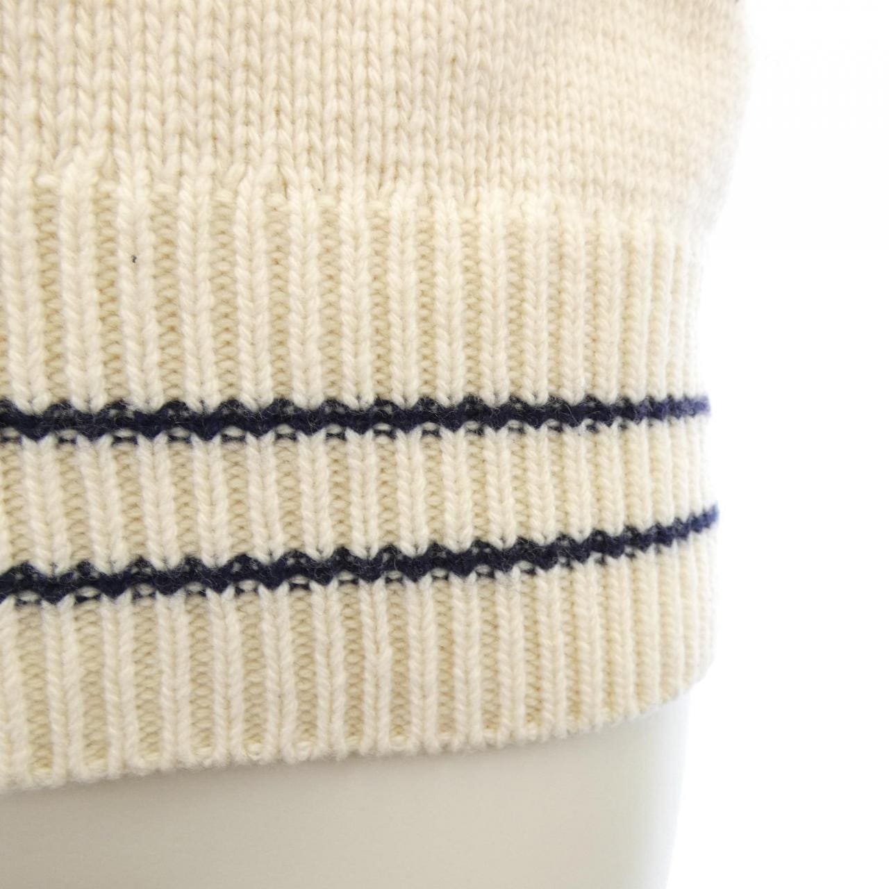 クリスチャンディオール CHRISTIAN DIOR ESSENTIALS 154S09AM305 ニット