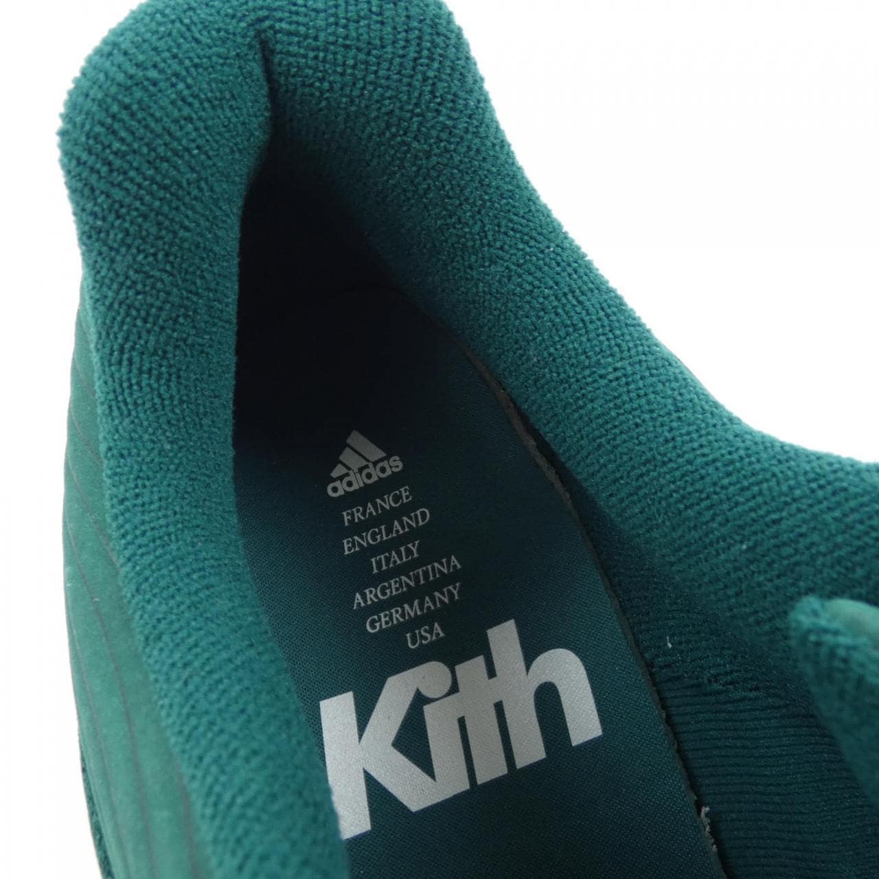アディダス ADIDAS スニーカー