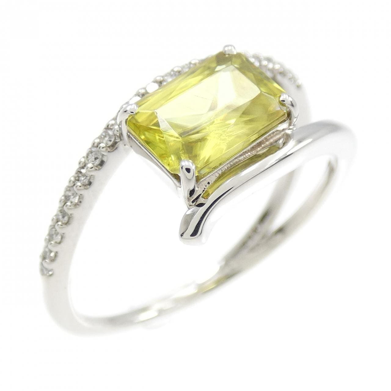 PT Sphene Ring 1.37CT