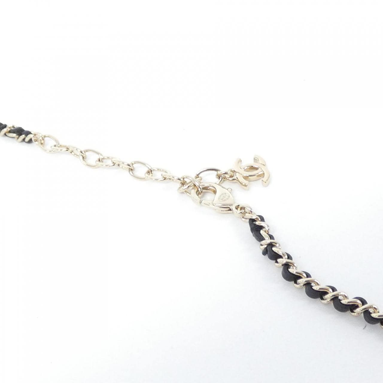 CHANEL ABA003 necklace