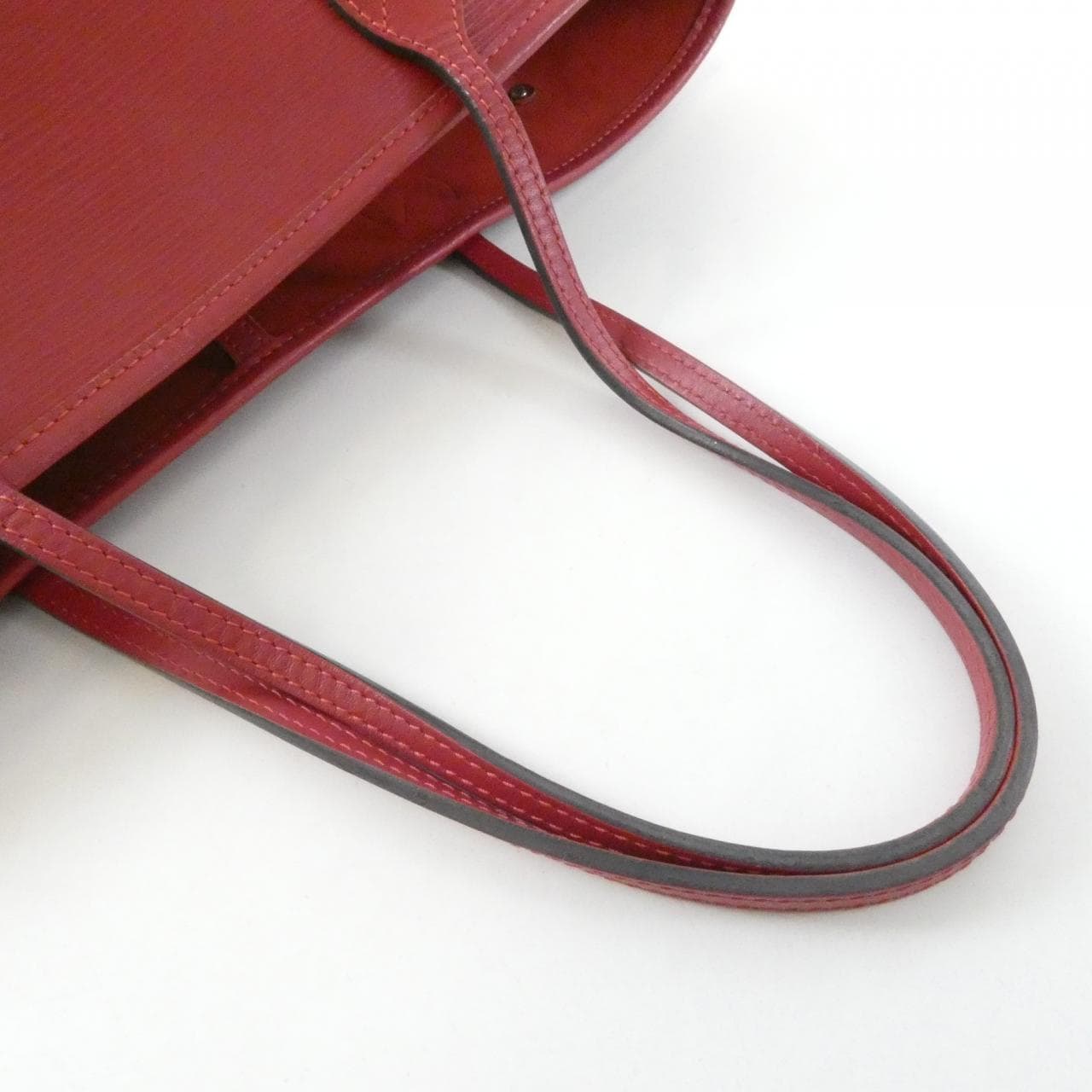 ルイヴィトン エピ ネヴァーフル MM M40882 バッグ