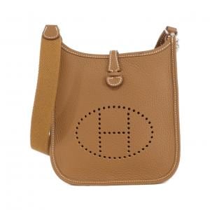 エルメス マキシキャドリーユ エヴリン アマゾン 16cm 069426CK ショルダーバッグ