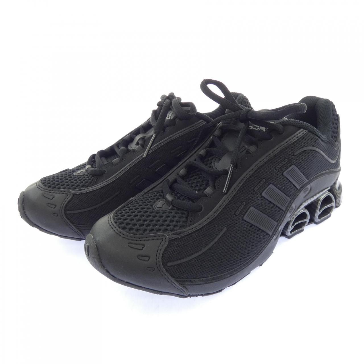 アディダス ADIDAS スニーカー
