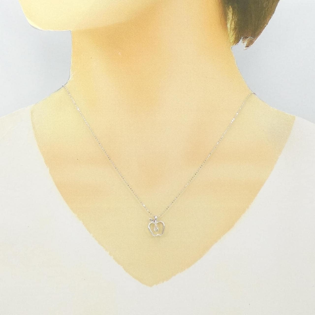 K18WG Apple Diamond Necklace 0.07CT