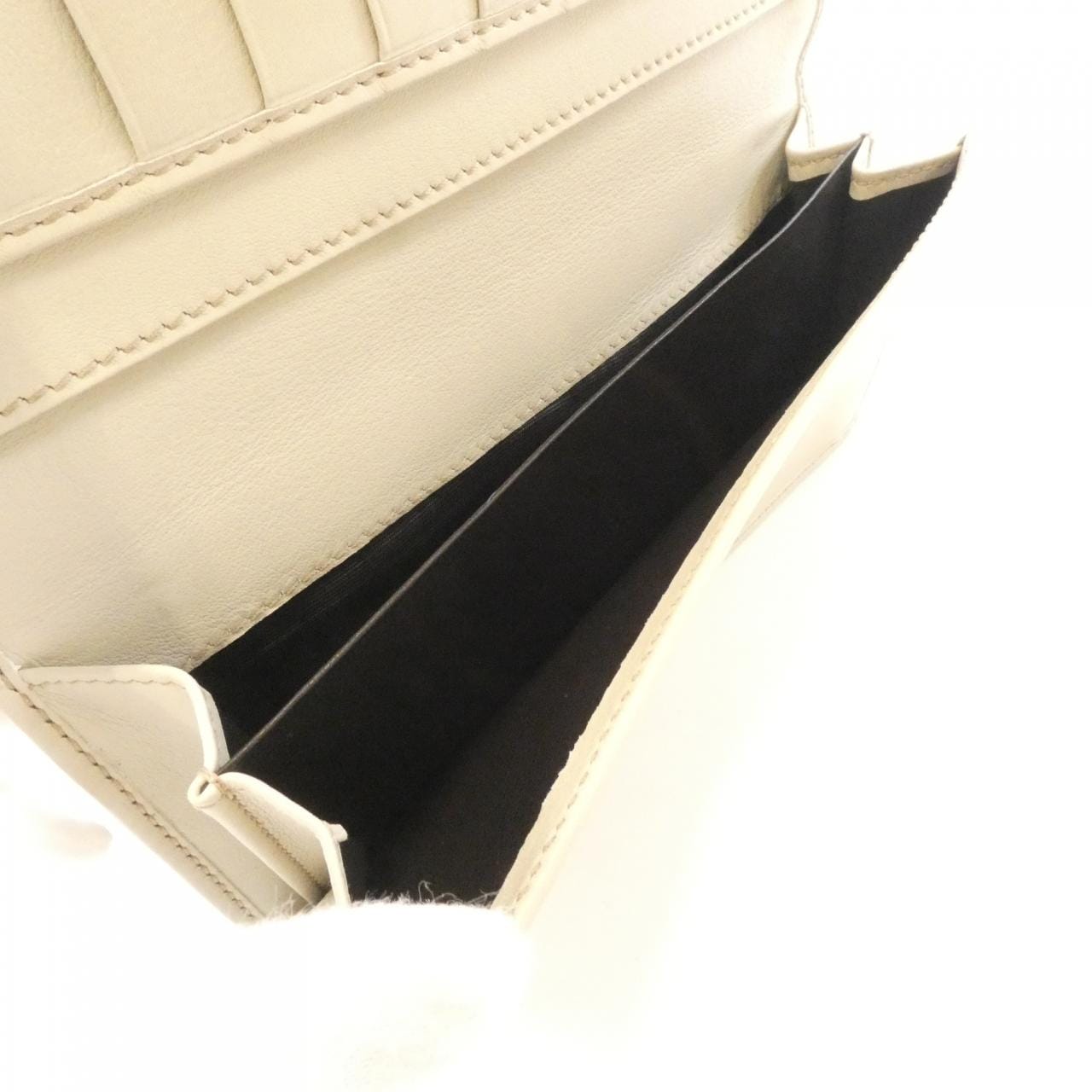 グッチ 282426 FAFXG 財布