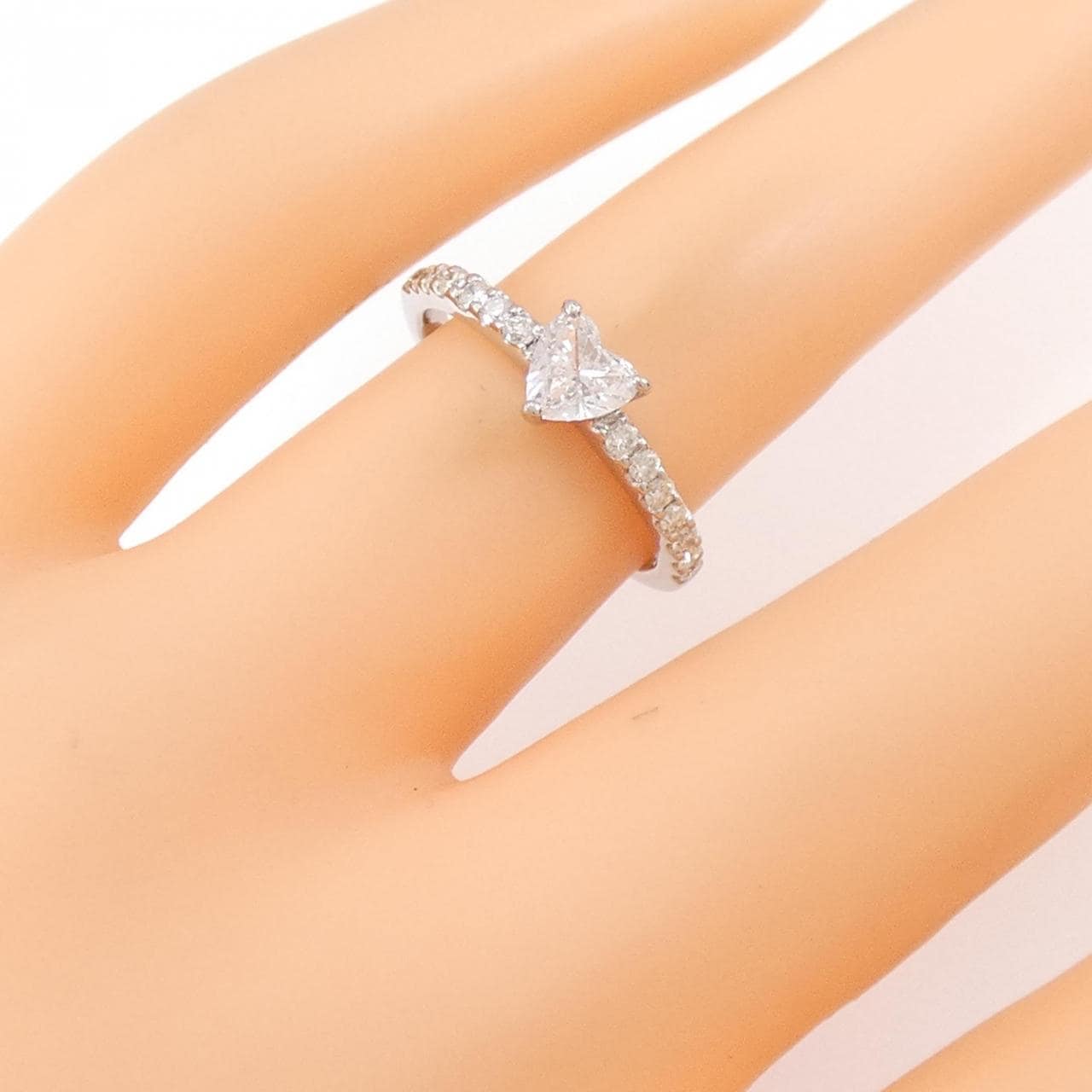 Samantha Tiara心形鑽石戒指 0.344CT