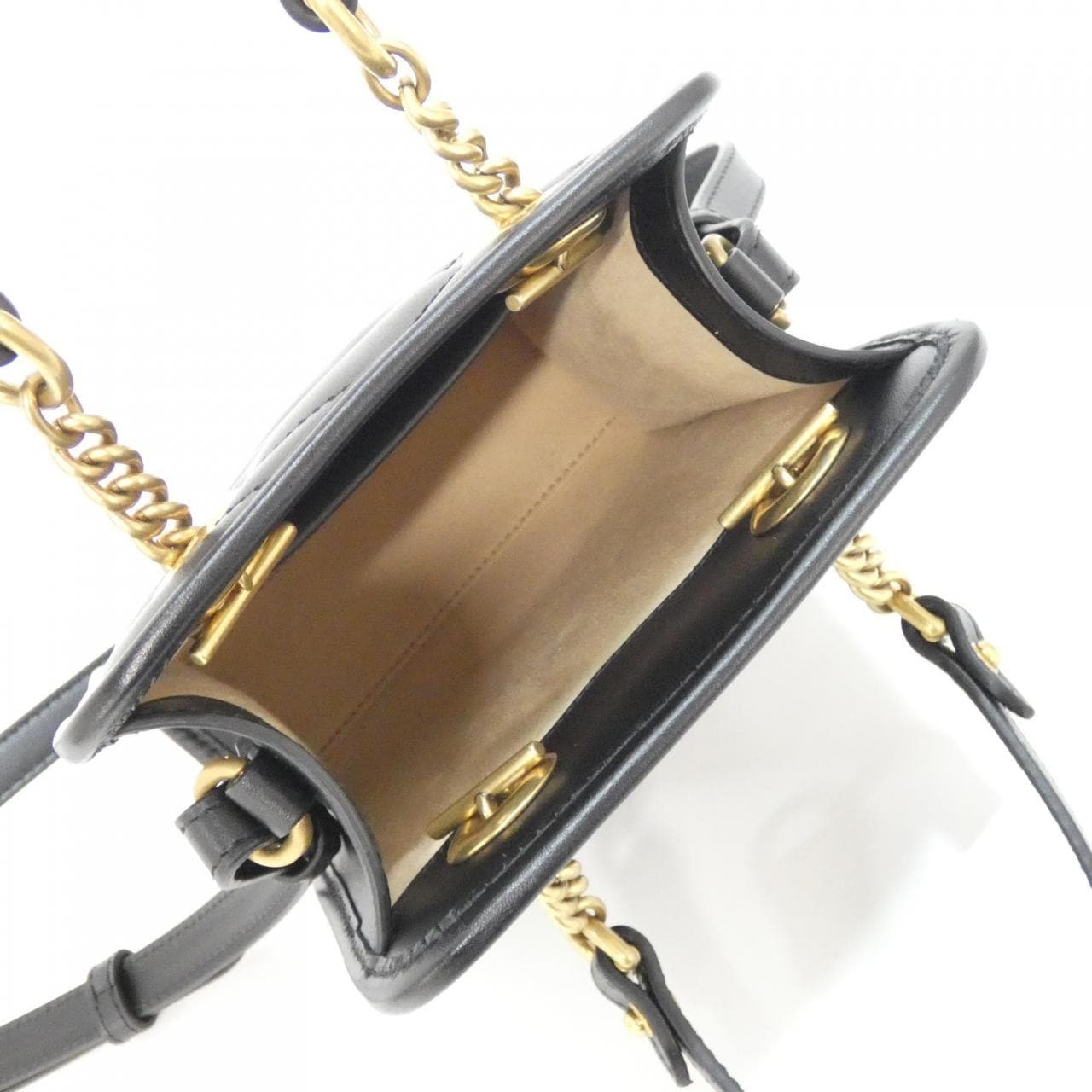 グッチ GG MARMONT 696123 DTDHT バッグ