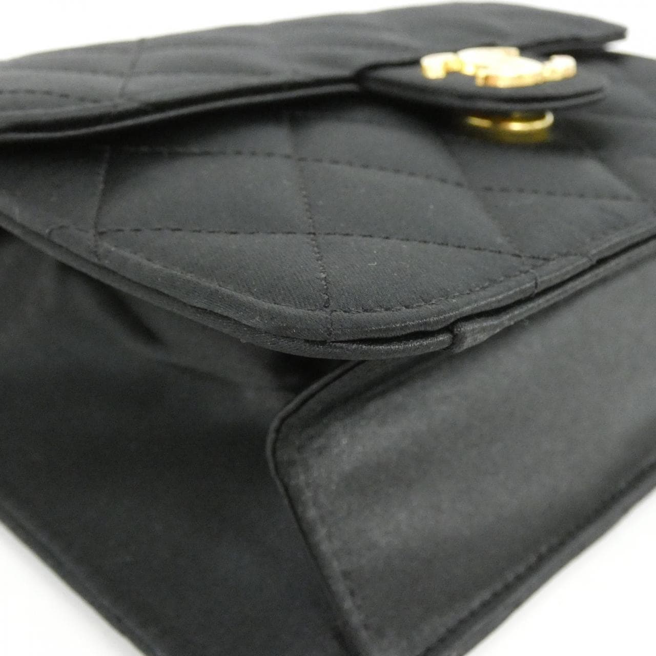 シャネル ショルダーバッグ