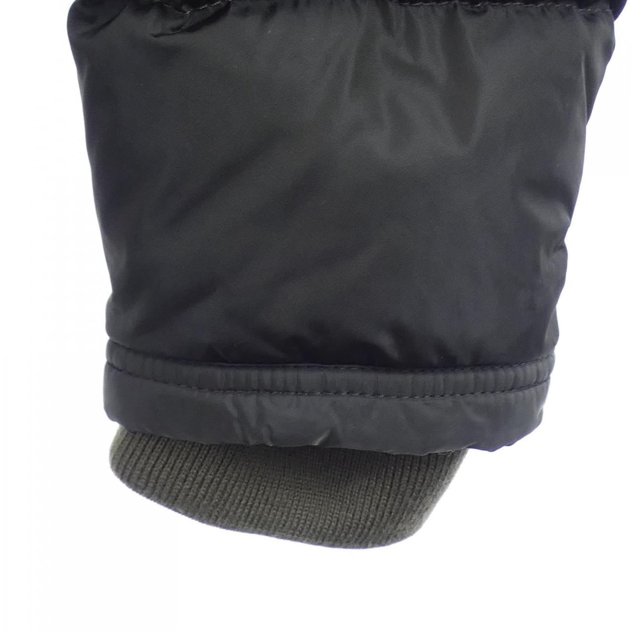 モンクレール MONCLER CANUT ダウンジャケット