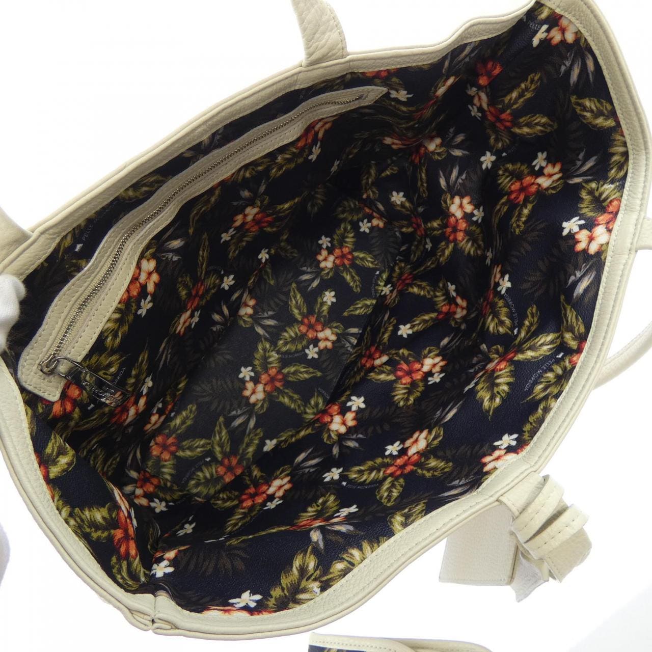 ペッレモルビダ PELLE MORBIDA BAG