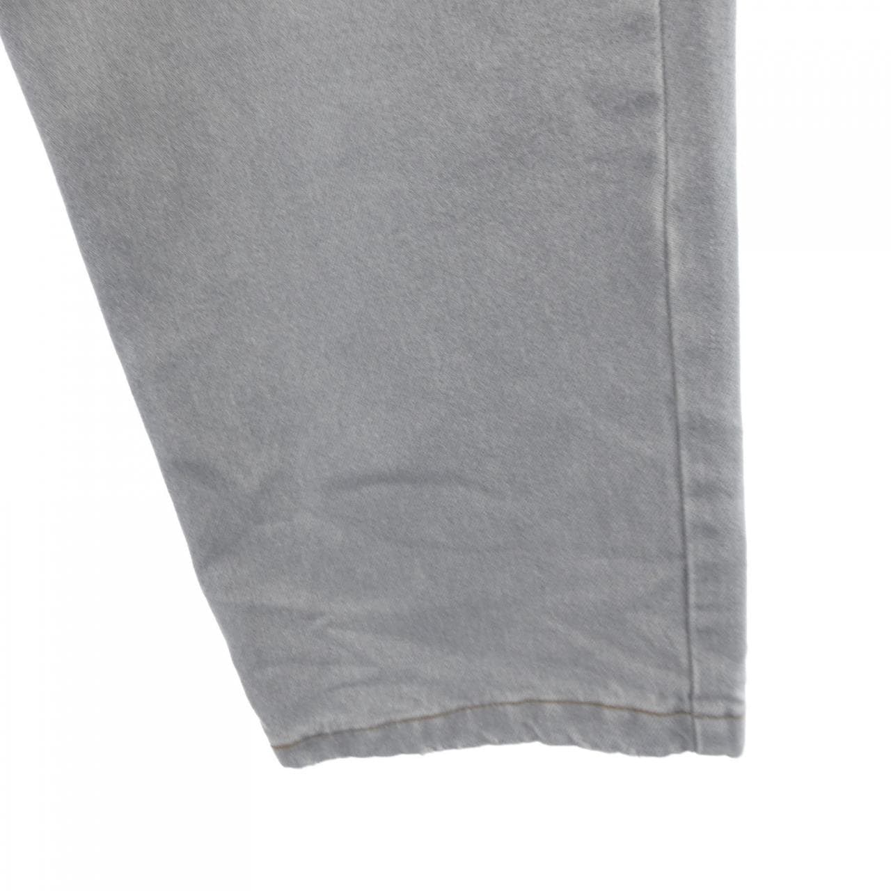 アミ AMI UTR500 ジーンズ