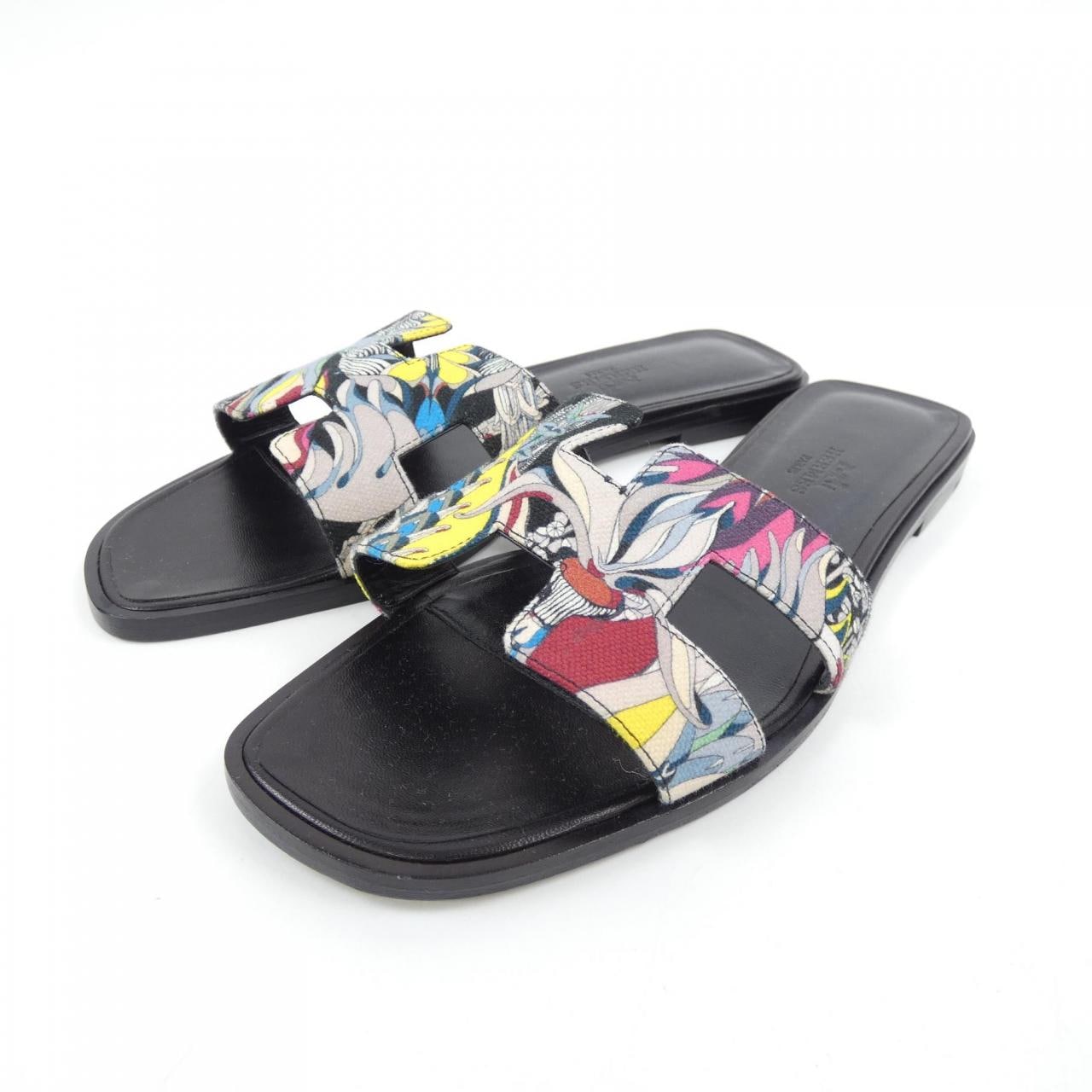 HERMES Oran 201138Z 涼鞋