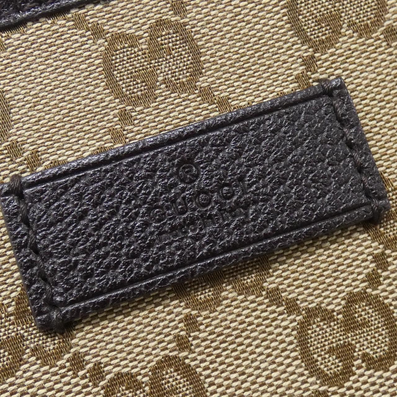 グッチ 256099 FWHBR バッグ